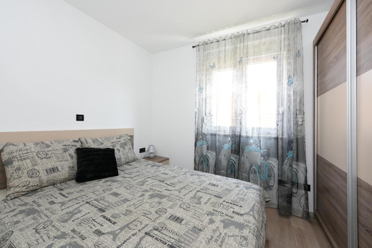 Apartment Matea Zadar Exterior foto